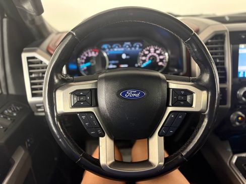 Used 2018 Ford F150 Platinum w/ Equipment Group 701A Luxury AWD/4WD image 28