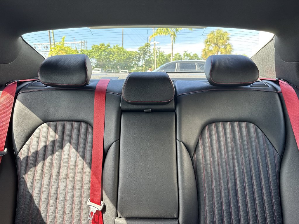 Used 2023 Genesis G70 2.0T w/ Sport Prestige Package AWD/4WD image 18