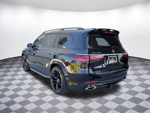 New 2026 Mercedes-Benz GLS 450 4MATIC image 3