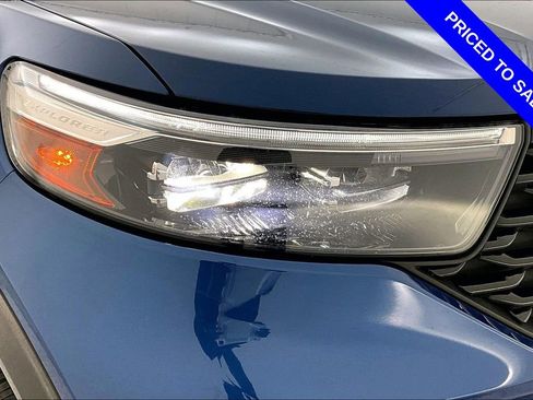 Used 2023 Ford Explorer ST-Line w/ Class IV Trailer Tow Package image 39