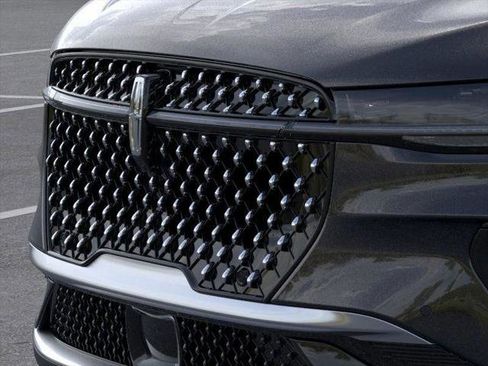 New 2026 Lincoln Nautilus Premier w/ Equipment Group 102A image 17