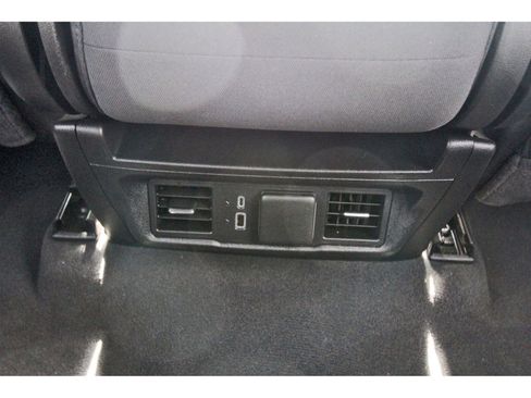 Used 2024 Chevrolet Silverado 1500 LT image 15