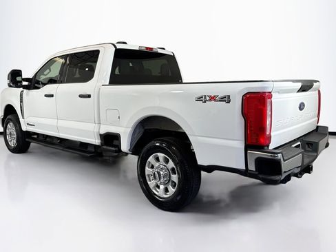 Used 2024 Ford F350 XLT image 7