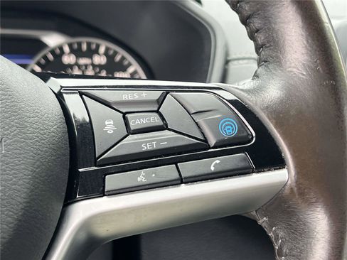 Certified 2021 Nissan Altima 2.5 SV w/ SV Premium Package image 29