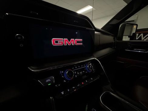 Used 2024 GMC Sierra 2500 Denali Ultimate w/ Max Trailering Package image 15
