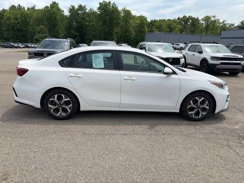 Used 2021 Kia Forte LXS FWD image 9