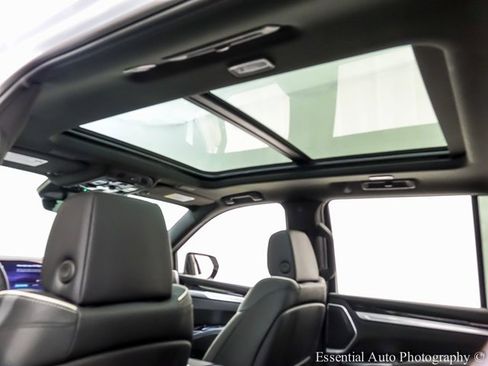 New 2026 Cadillac Escalade Luxury image 11