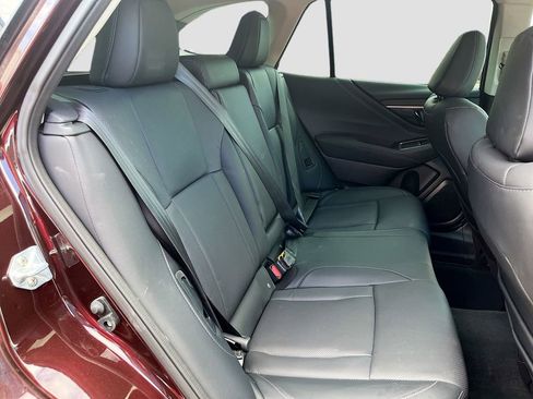 Used 2025 Subaru Outback Limited XT AWD/4WD image 28