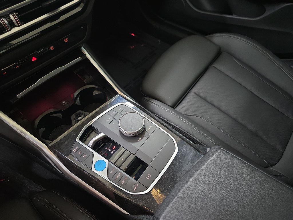 Used 2023 BMW i4 eDrive35 w/ Premium Package RWD image 26