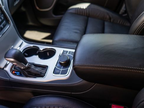 Used 2018 Jeep Grand Cherokee Trackhawk image 26