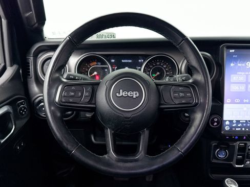 Used 2021 Jeep Wrangler Unlimited Sport AWD/4WD image 4