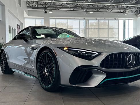 New 2024 Mercedes-Benz SL 63 AMG 4MATIC image 29