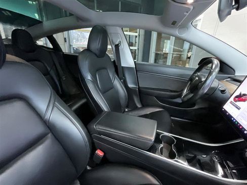 Used 2018 Tesla Model 3 Long Range image 25