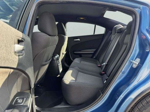 Used 2020 Dodge Charger SXT RWD image 31