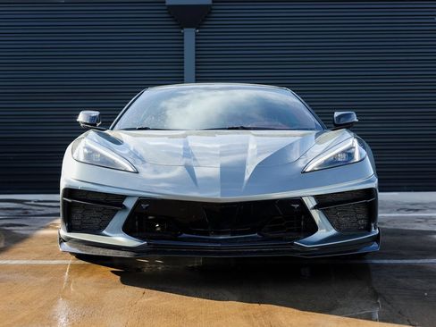 Used 2023 Chevrolet Corvette Stingray Premium Conv w/ Z51 Performance Package RWD image 9