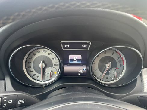 Used 2017 Mercedes-Benz GLA 250 4MATIC image 5