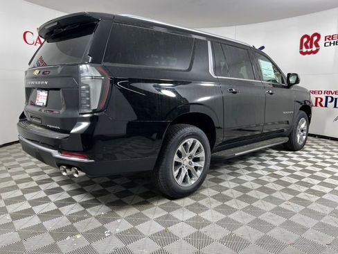 New 2026 Chevrolet Suburban Premier w/ Sun And Tow Package image 7