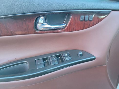 Used 2016 INFINITI QX50 2WD w/ Premium Plus Package image 18