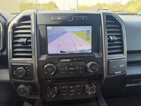 Used 2018 Ford F150 XLT w/ Equipment Group 302A Luxury AWD/4WD image 17