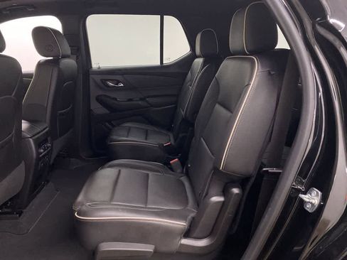 Used 2024 Chevrolet Traverse Premier w/ Redline Edition image 16