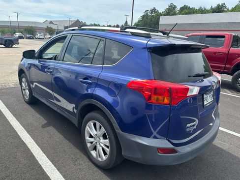 Used 2014 Toyota RAV4 Limited w/ Technology Package FWD image 3