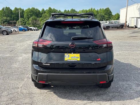 Used 2025 Nissan Rogue SV AWD/4WD image 25