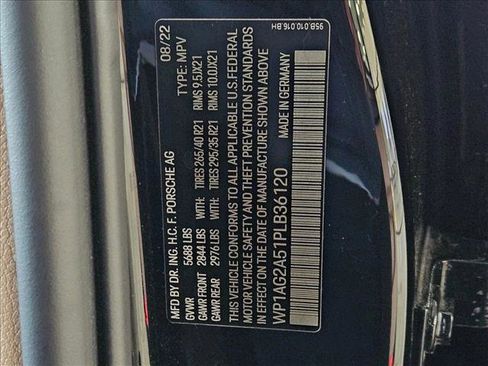 Used 2023 Porsche Macan S image 23