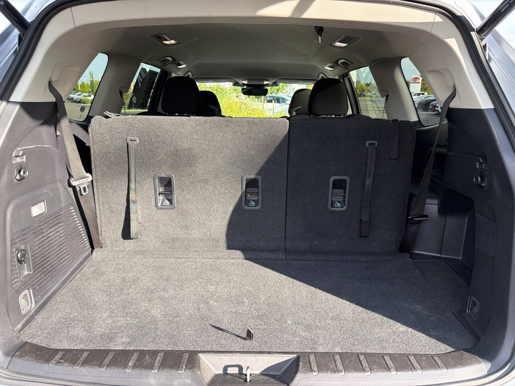Used 2025 Subaru Ascent Premium AWD/4WD image 19