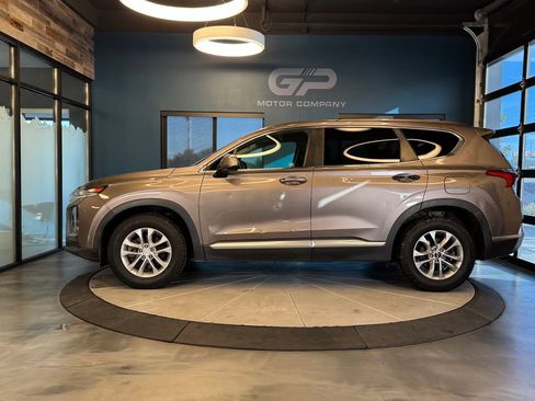 Used 2019 Hyundai Santa Fe SE AWD/4WD image 6