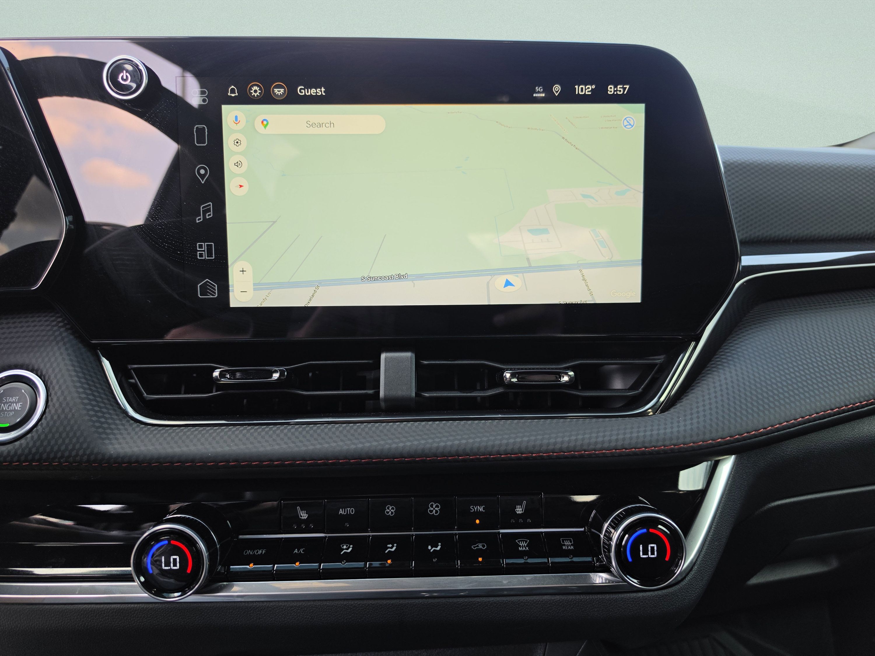 New 2026 Chevrolet Equinox RS w/ Safety and Technology Package FWD image 25