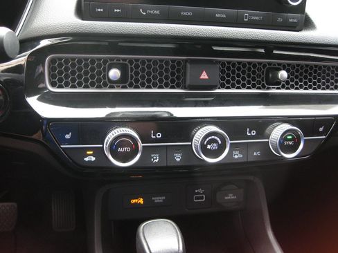 Used 2022 Honda Civic EX-L image 17