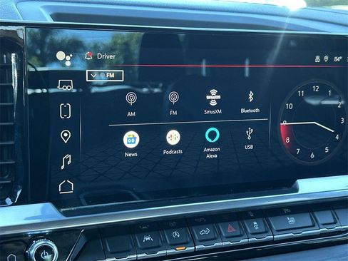 Used 2024 GMC Sierra 1500 SLT image 14