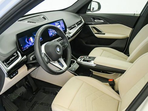 Certified 2023 BMW X1 xDrive28i w/ Convenience Package AWD/4WD image 17