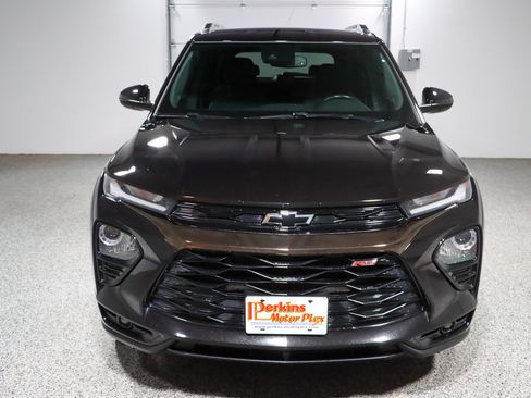 Used 2021 Chevrolet TrailBlazer RS w/ Technology Package FWD image 4