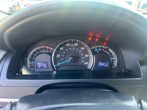 Used 2013 Toyota Camry XLE w/ Preferred Accessory Pkg image 16