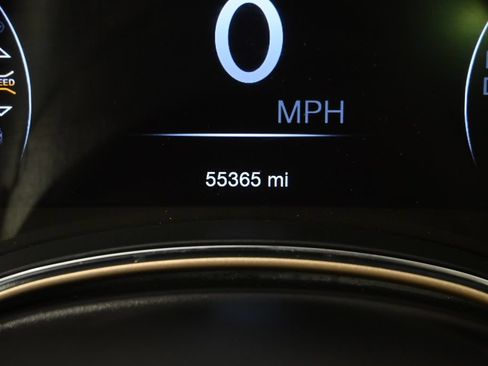 Used 2017 Jeep Grand Cherokee Overland AWD/4WD image 26