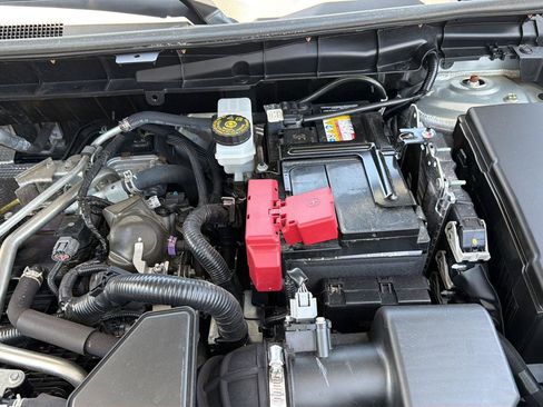 Used 2024 Mitsubishi Outlander SE FWD image 36