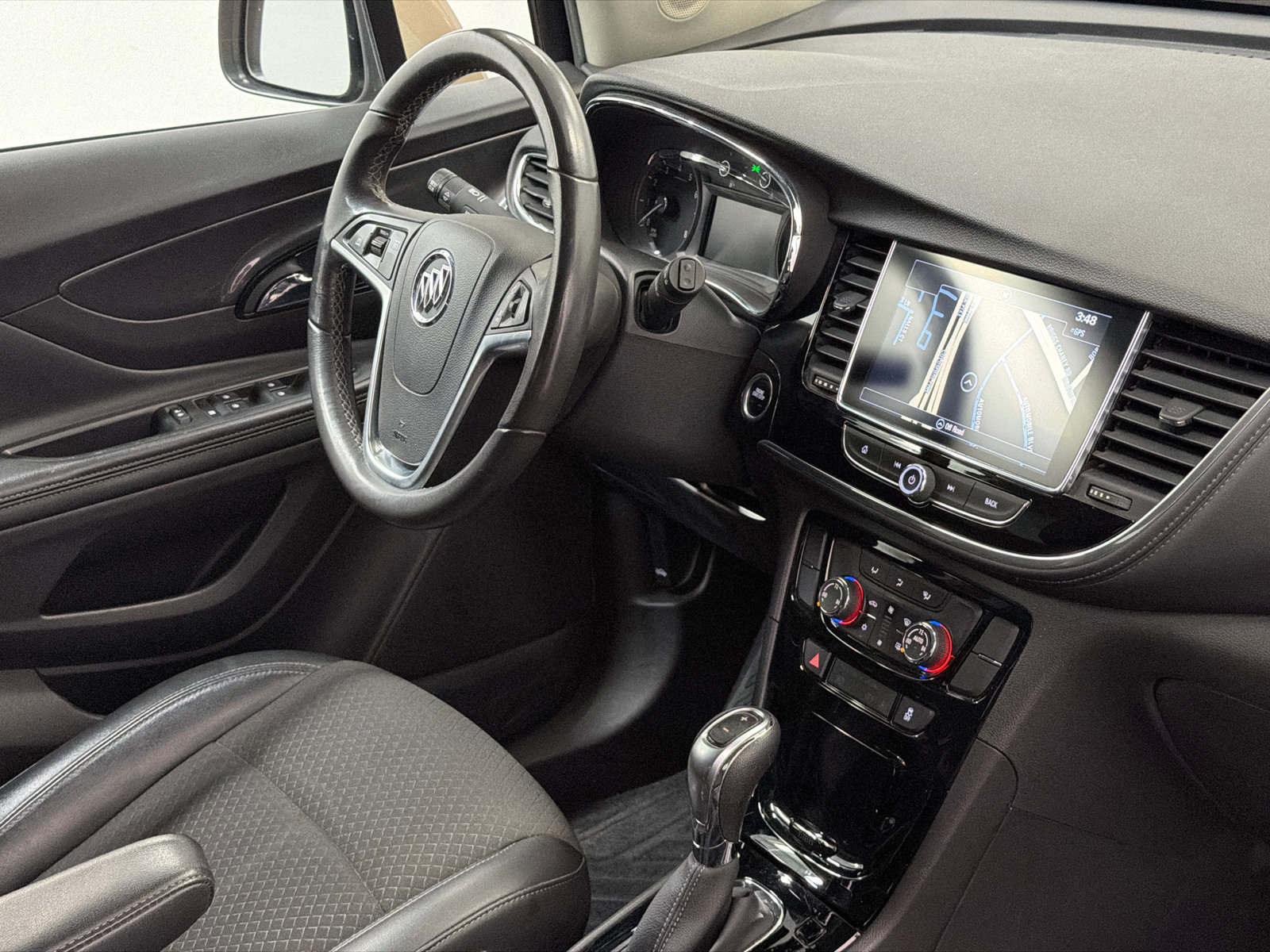 Used 2019 Buick Encore Sport Touring FWD image 8