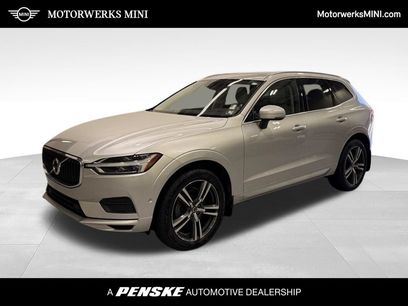 Used 2019 Volvo XC60 T6 Momentum w/ Protection Package