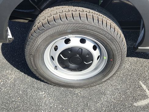 New 2026 Ford Transit 250 image 5