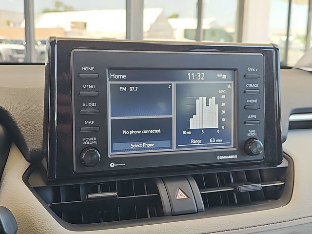Used 2021 Toyota RAV4 XLE w/ Convenience Package FWD image 11