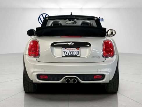 Used 2017 MINI Cooper S image 4