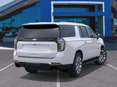 New 2026 Chevrolet Suburban Premier image 28