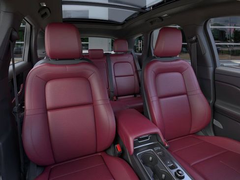 New 2025 Lincoln Corsair Grand Touring image 10