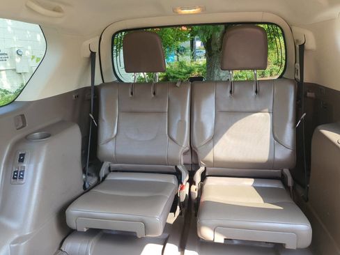 Used 2011 Lexus GX 460 image 11