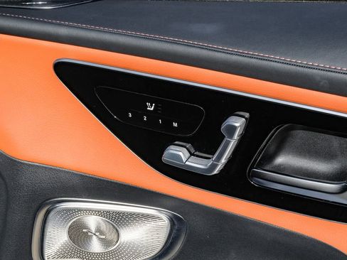 Used 2023 Mercedes-Benz GLC 300 4MATIC image 49