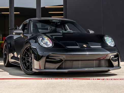 Certified 2026 Porsche 911 GT3 w/ Chrono Package RWD image 6