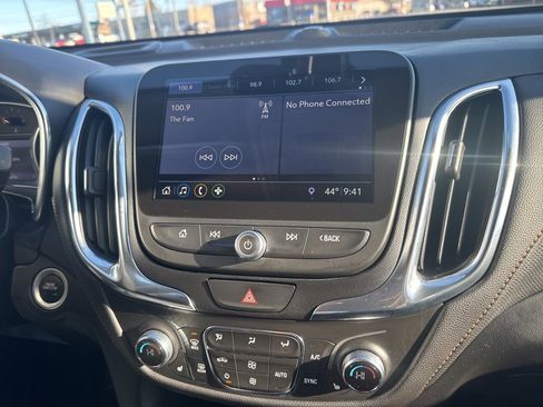 Used 2021 Chevrolet Equinox Premier image 15