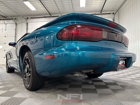 Used 1996 Pontiac Firebird Convertible RWD image 22