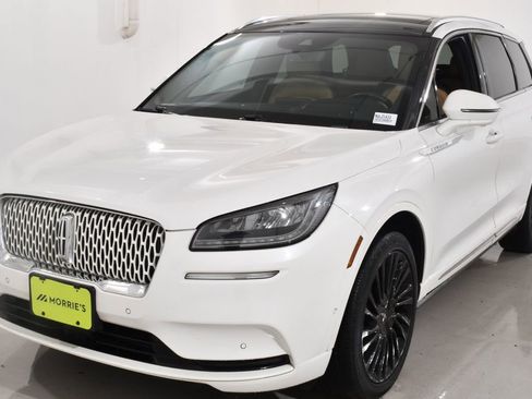 Used 2022 Lincoln Corsair Reserve w/ Equipment Group 201A AWD/4WD image 2